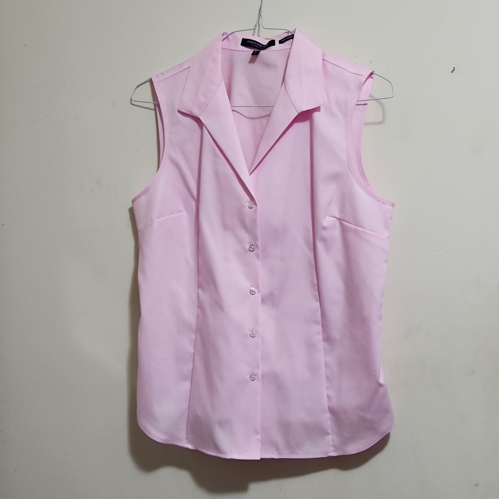 Sleeveless button-down shirt. Large 100% cotton.